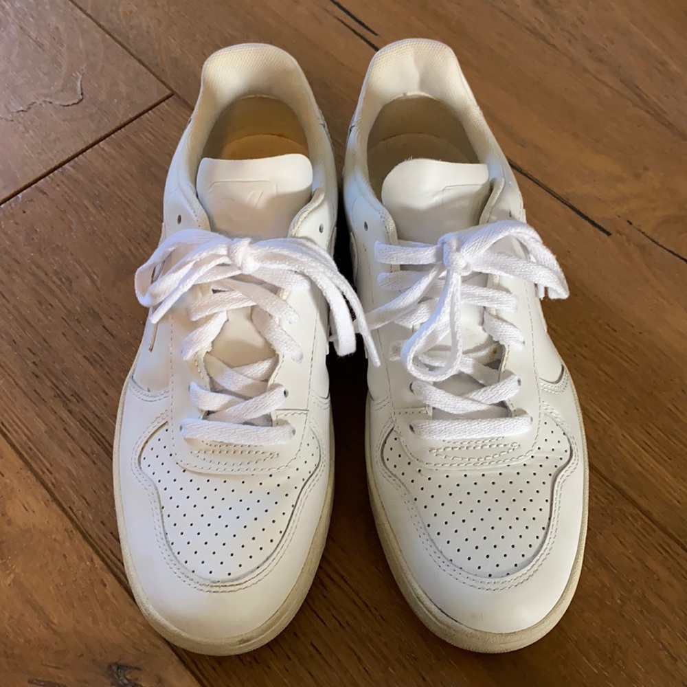 Veja Sneakers v-12 classic court